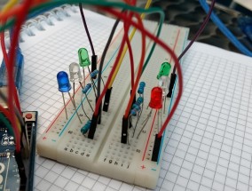 编程Arduino，从入门到精通的全面指南-